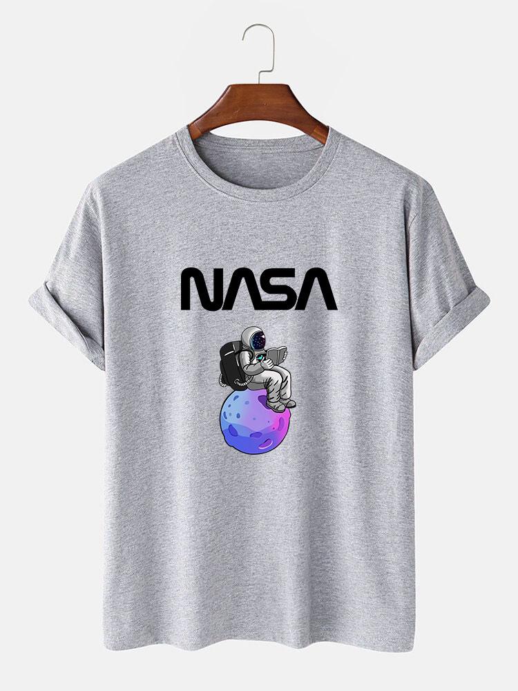 Astronaut Reading Book Print T-Shirt